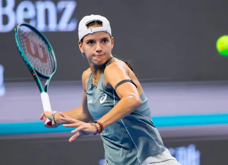 Emiliana Arango queda por fuera del WTA 1000 de Beijing tras perder con la china Zheng. Foto: GETTY