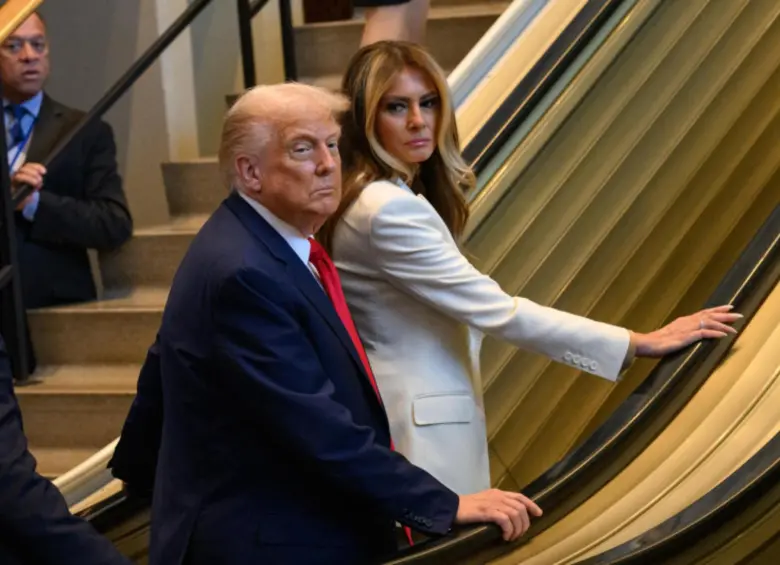 En medio de su intervención en la asamblea, Trump también se quejó del funcionamiento del telepromter diciendo que no funcionaba, tras ya haber pasado por lo ocurrido con la escalera eléctrica. FOTO: AFP