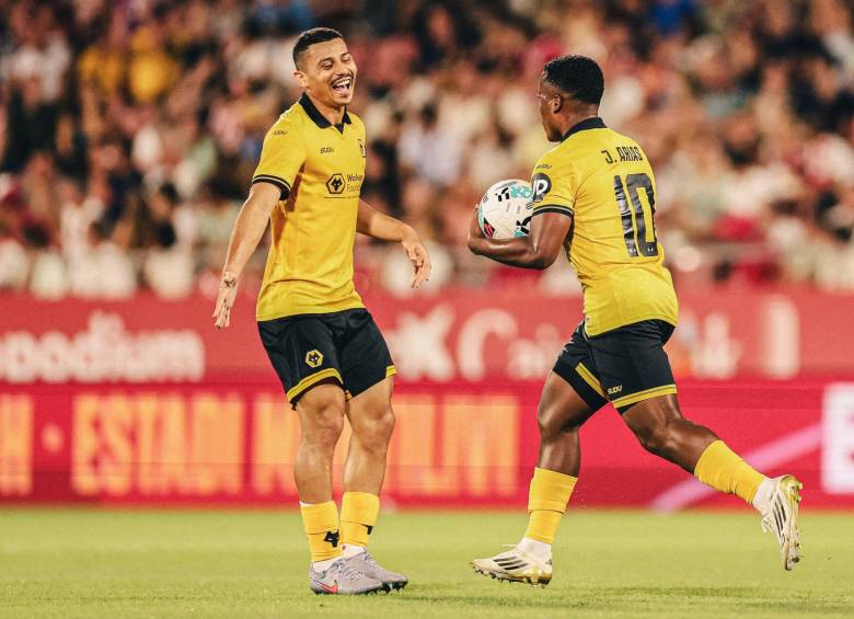 Arias celebrando su primer gol con los Wolves. FOTO: Redes sociales Wolves