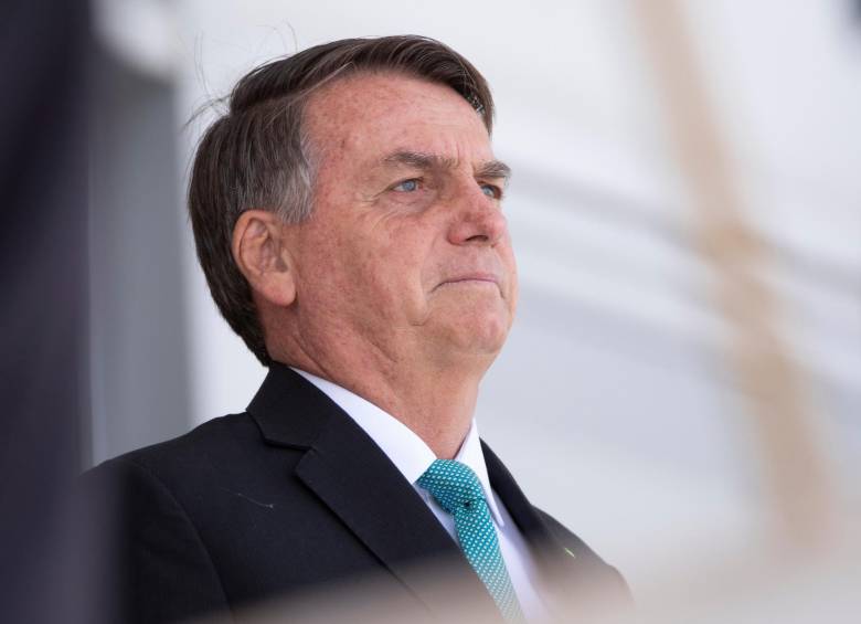 Jair Bolsonaro dice que está muy cerca de cerrar el negocio con Rusia para comprarle diésel más barato. FOTO: EFE