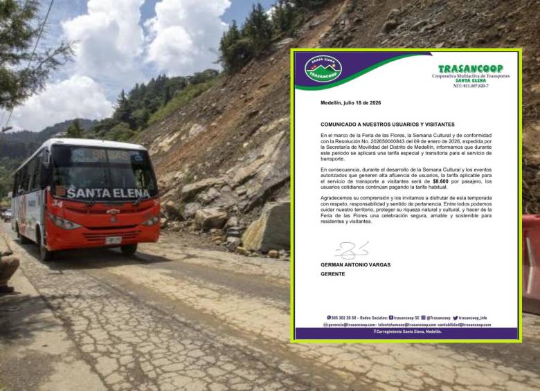 Adelante, el comunicado enviado por la empresa Trasancoop. Atrás, uno de los buses de la ruta de Santa Elena. Foto: EL COLOMBIANO