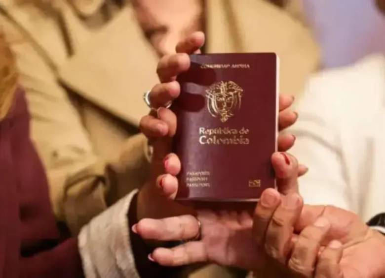 El gobierno Petro buscó cambiar el modelo de pasaportes que venía desde hace varios años. Foto: Cortesía.