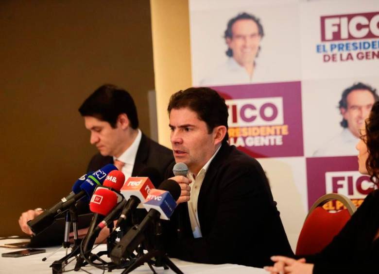 La campaña de Federico Gutiérrez afirma que hay un plan desde el Pacto Histórico de Gustavo Petro para afectar su imagen antes de las elecciones. FOTO: Cortesía