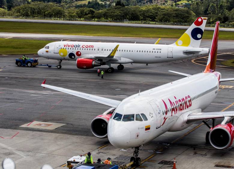 Avianca y Viva tienen dos de las principales apuestas en materia de nuevas rutas para Medellín. Foto julio césar herrera