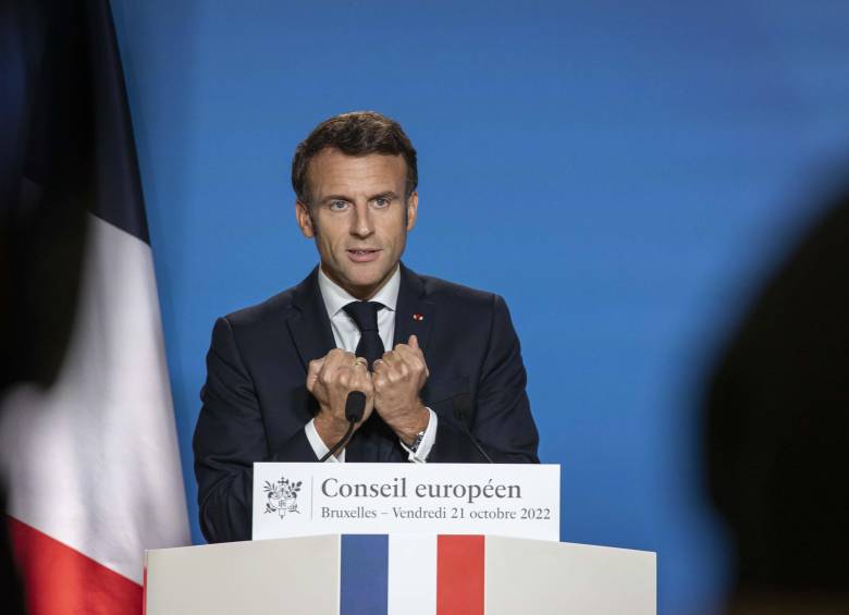 El presidente frances Emmanuel Macron mostró su preocupación sobre una posible ofensiva rusa con drones y ciberataques. FOTO: GETTY