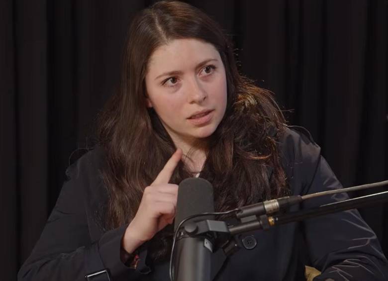 La cuarta temporada del pódcast de Bumbox abre su nuevo ciclo con el crudo y conmovedor testimonio de Cristina Serrano Gnecco. FOTO: Captura de video de YouTube @bumboxpodcast