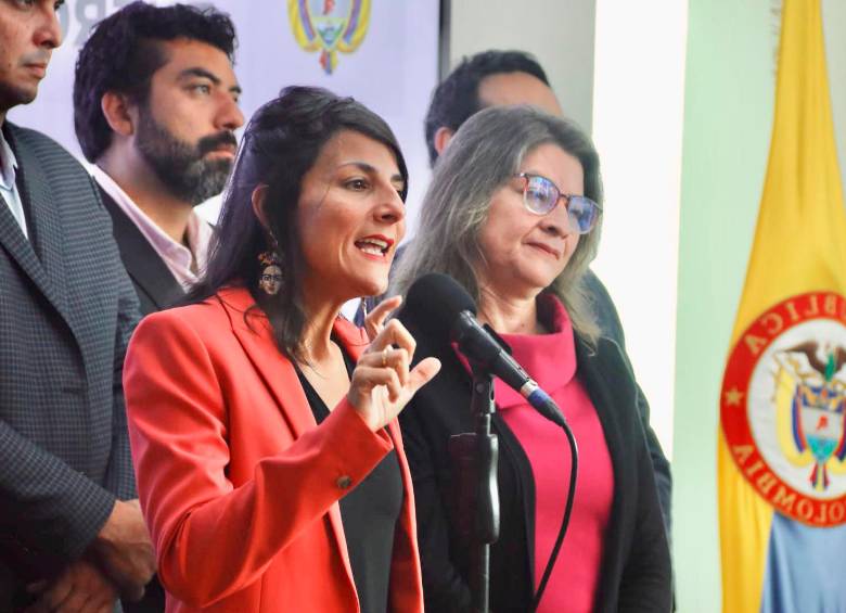 “Celebramos los hallazgos y para convertirlos en reservas hay que crear políticas públicas”, Irene Velez, ministra de Minas. FOTO cortesía