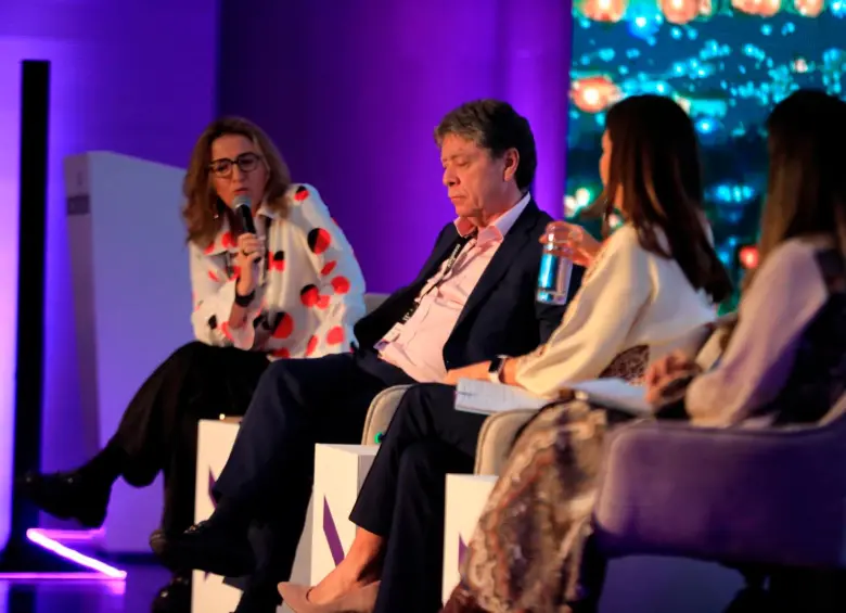 El evento reunió a líderes de los sectores financiero y energético, así como a representantes de la ANDI, el Consejo Privado de Competitividad y ProAntioquia. FOTO: JULIO C. HERRERA