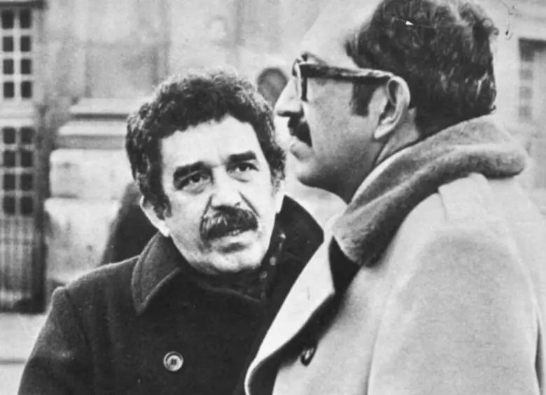 Plinio Apuleyo Mendoza y Gabriel García Márquez cuando vivieron un tiempo en Europa. FOTO: Cortesía archivo El Tiempo