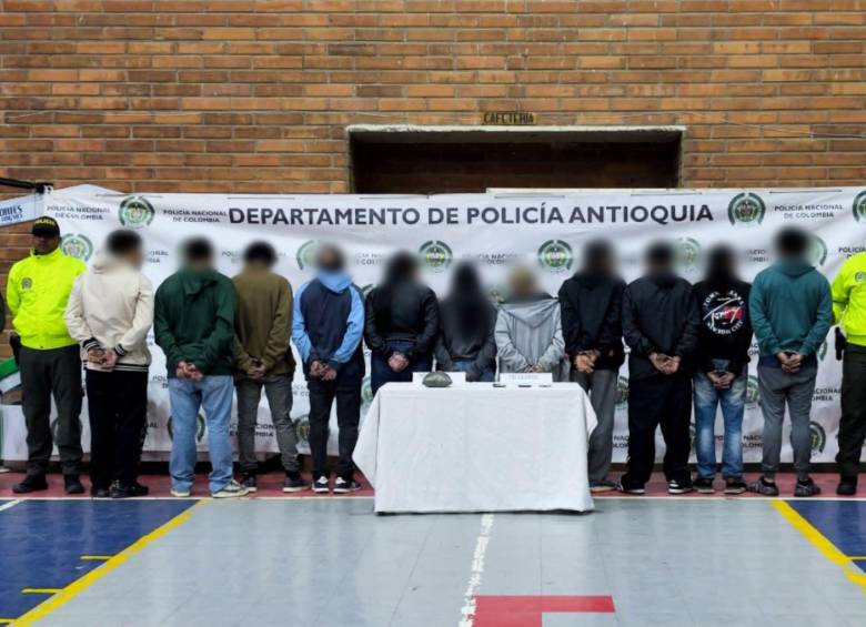 Entre los capturados se encuentra alias Pedro Paco, señalado de coordinar la distribución de drogas en la subregión con esta banda delincuencial. FOTO: Policía Nacional 