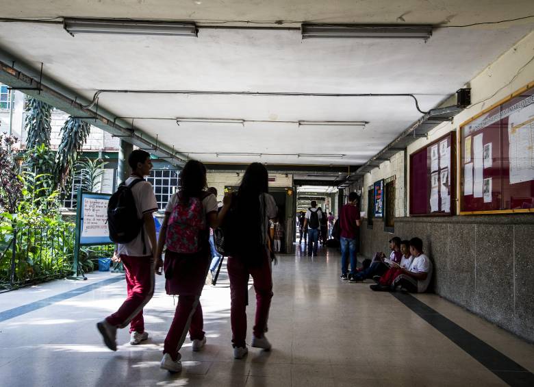 Los colegios privados deberán cumplir requisitos asociados al estímulo de docentes, índice de permanencia estudiantil entre otros para aplicar el aumento. Foto: Julio César Herrera Echeverri