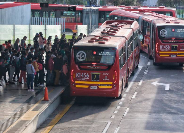 Aunque TransMilenio es el sistema de transporte más efectivo para los bogotanos, sus estaciones, troncales y buses son inseguras para los usuarios. FOTO: Colprensa