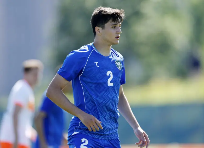Abdukodir Khusanov tiene 22 años y es la máxima figura de Uzbekistán. Foto: Getty Images