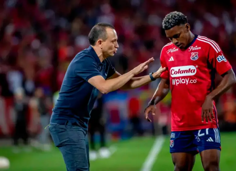 El entrenador antioqueño Alejandro Restrepo respaldó a Brayan León Muñiz, uno de los mejores delanteros de Colombia, según su percepción. FOTO: JUAN ANTONIO SÁNCHEZ