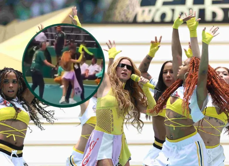 Tras estrenar en vivo el himno oficial del Mundial 2026, Shakira protagonizó un momento viral al quedarse bailando merengue en plena cancha. FOTO: AFP, redes sociales.