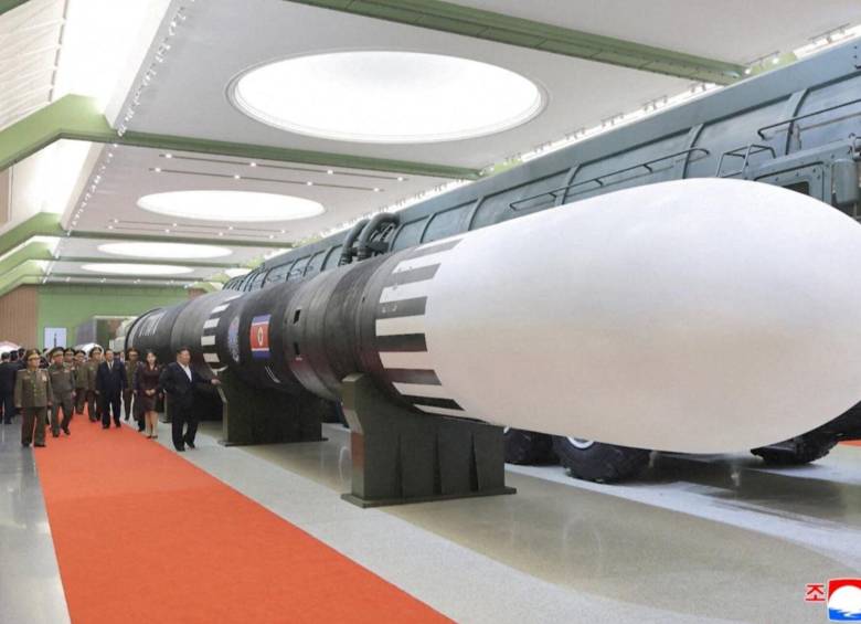 El misil puede alcanzar a Estados Unidos, Sudamérica, Oriente Medio y Australia. Foto de KCNA tomada de @Belsat_TV