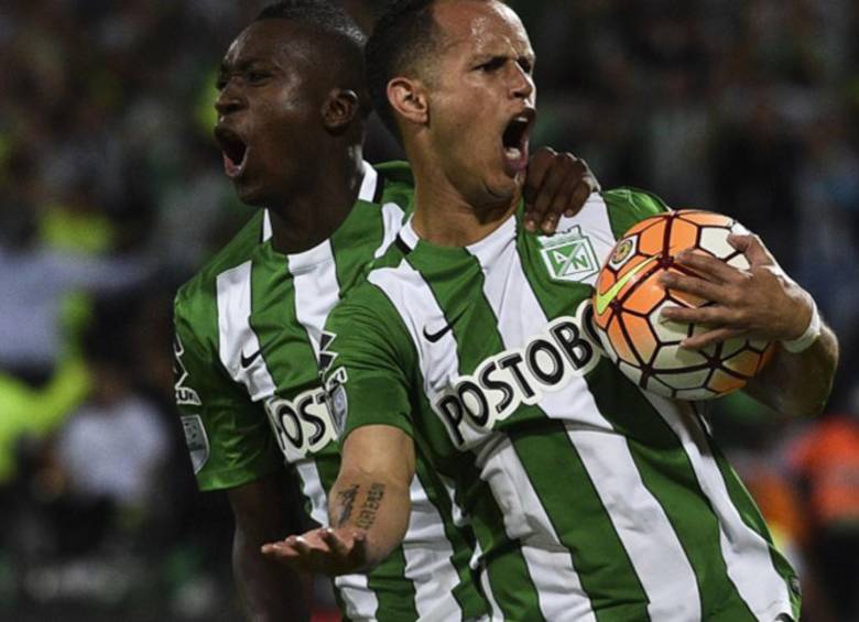 Alejandro Guerra celebrando uno de los goles en el partido contra Rosario Central. FOTO: Conmebol