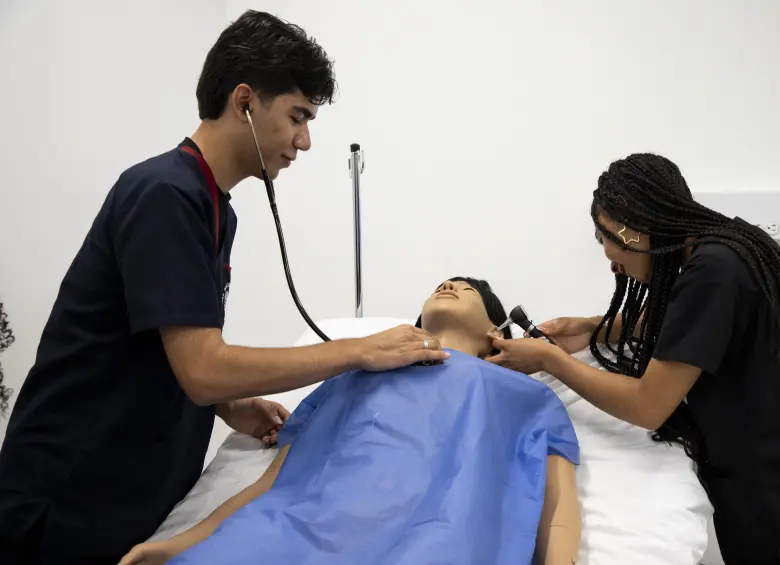 Actualmente, la Facultad de Ciencias de la Vida ya tiene los pregrados de Enfermería y Farmacia. Foto: cortesía.