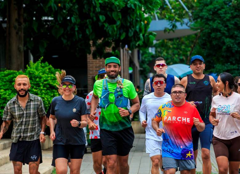 La carrera de Mauro Echeverri reunió en Medellín a decenas de personas en el Día Mundial de la Prevención del Suicidio