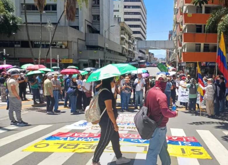 Así fueron las marchas de este miércoles 14 de octubre en Medellín. FOTO: El Colombiano