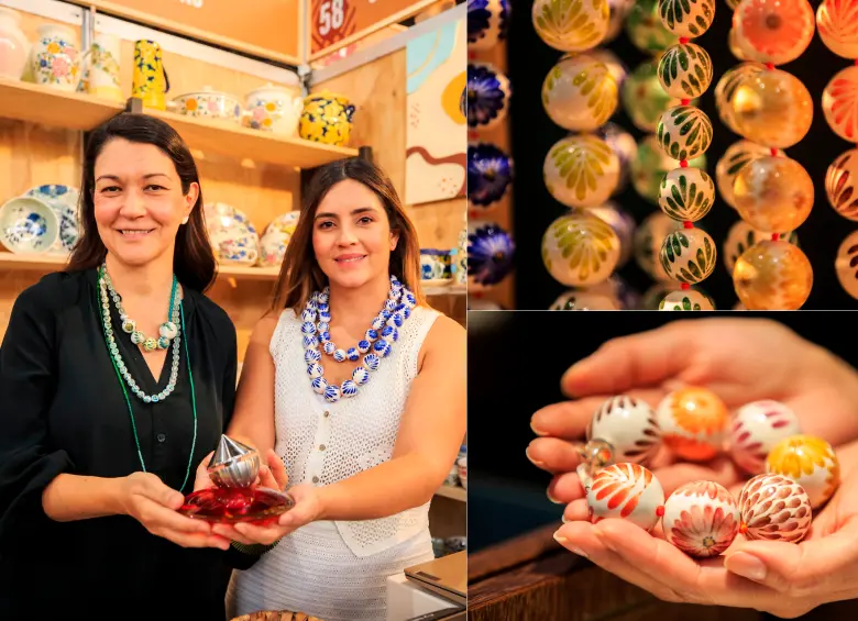 Pilar Restrepo, a la izquierda y Erica Zuluaga, a la derecha sostienen el afamado premio Lápiz de acero. Ellas llevan puestas algunas de las piezas de su colección que también se pueden ver a la derecha. FOTOS Camilo Suárez.