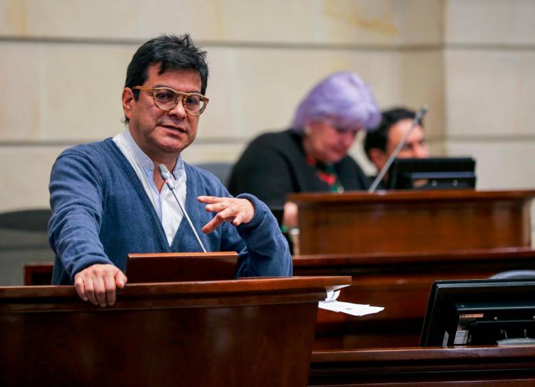 Se espera que esta semana Danilo Rueda tenga una reunión crucial con las fichas claves de la paz total para decidir qué camino tomará el Gobierno. El objetivo es desmovilizar grupos narcoparamilitares. FOTO Colprensa