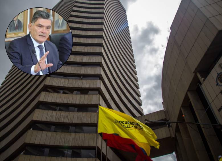 Policía judicial investiga disparo en oficina del piso 26 de la Procuraduría general. Foto: Colprensa