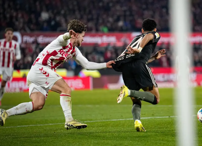 Díaz sumó una nueva asistencia vs. Colonia este miércoles. FOTO: Redes sociales del Bayern Múnich @FCBayern