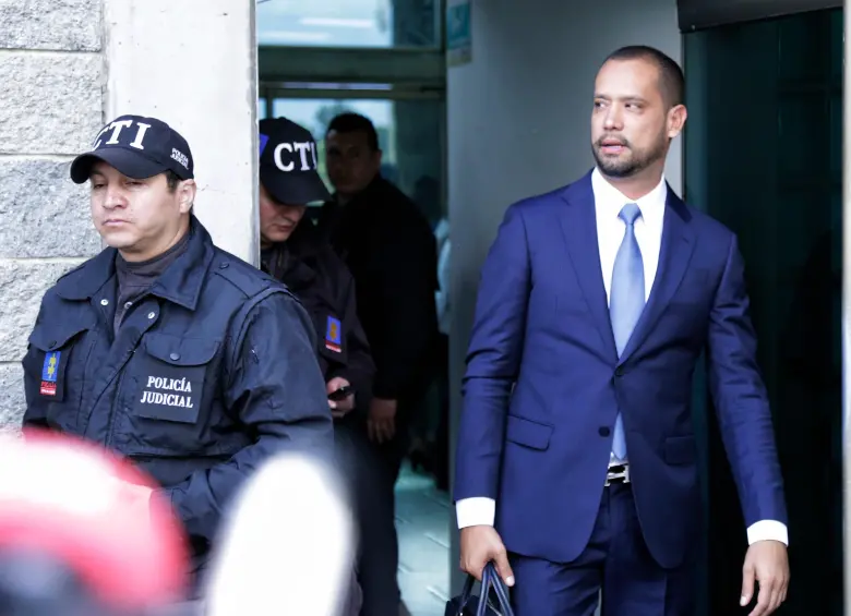 Diego Cadena está siendo juzgado por los delitos de fraude procesal y soborno a testigos. FOTO COLPRENSA