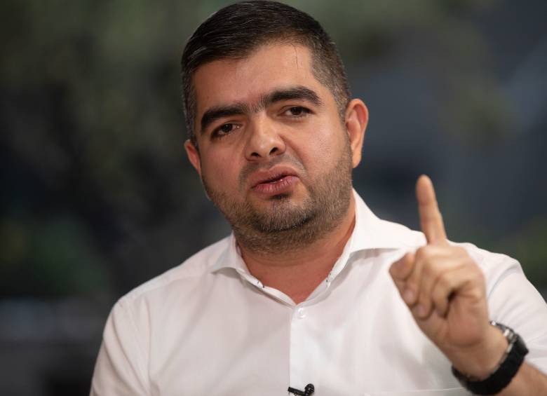 El exsenador y excandidato a la Gobernación de Antioquia, Julián Bedoya. FOTO: Esneyder Gutiérrez Cardona