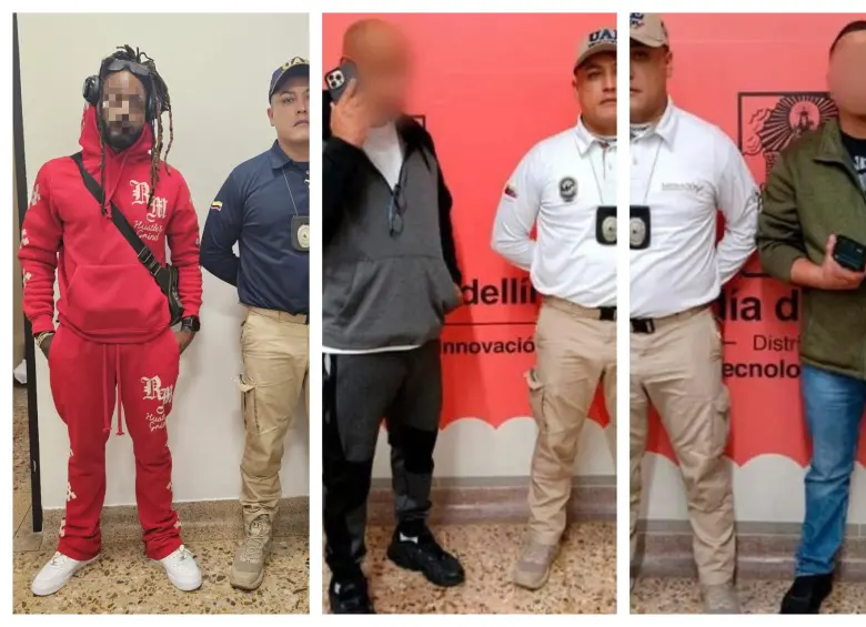 Los tres estadounidenses inadmitidos junto a los oficiales migratorios. FOTO: Imagen tomada de redes.