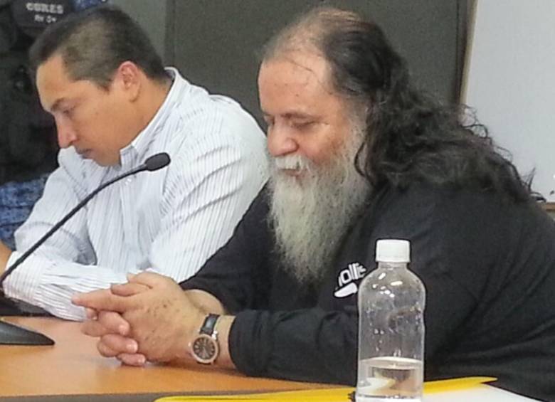 Alias Martín Sombra reconoció ante la JEP la autoría de varias masacres, además de ser el reclutador de menores para las Farc. Foto: Colprensa