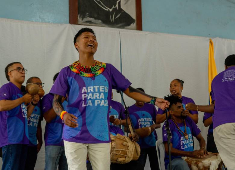 Arles José Catan, maestro sabedor, o en embera Eyabida Naeruzama. FOTO: Juliana Pineda Uribe