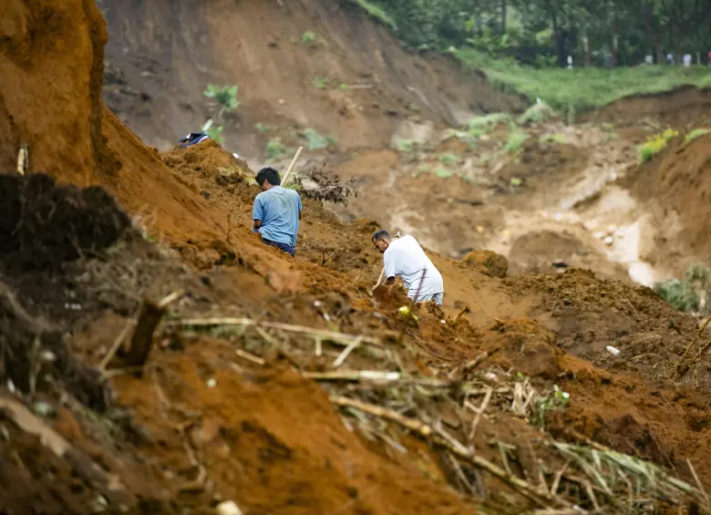 Fotografía de referencia de un deslizamiento en la vereda Granizal de Bello que dejó 27 muertos. Lugar: El Pinar, Altos de Oriente y Vereda Granizal de Bello. Fecha de evento: 24/06/2025. Foto: Esneyder Gutiérrez Cardona.