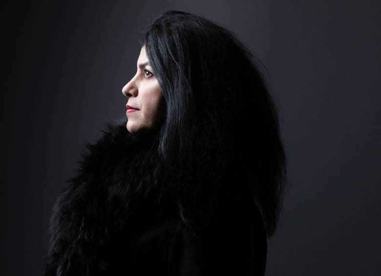 Satrapi, reconocida como la voz del exilio iraní, ganó en Cannes y desafió a los ayatolás desde el arte. FOTO: AFP