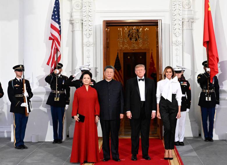 Xi Jinping y su esposa fueron recibidos por Donald Trump y su esposa en medio de una ostentosidad para estar a la altura como anfitriones. Foto: Xinhua