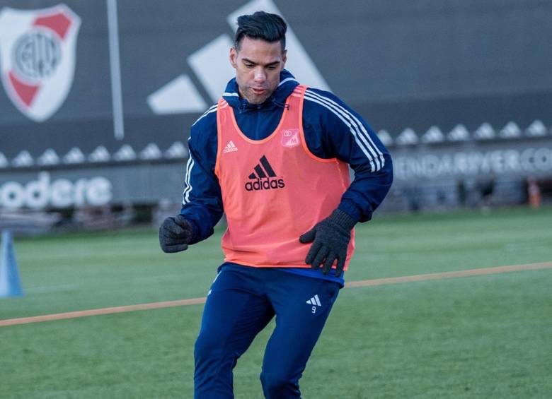 Falcao García en su entrenamiento previo del enfrentamiento contra River Plate. FOTO: MILLONARIOS FC.