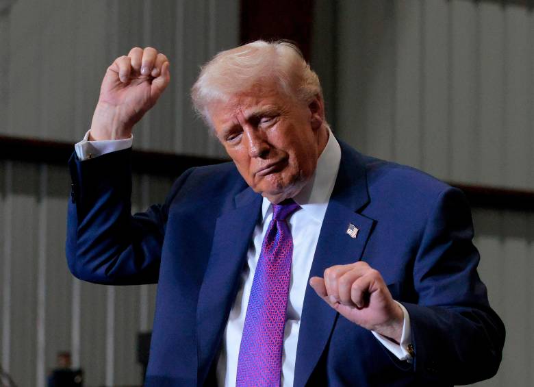 Estados Unidos incluirá la firma de Donald Trump en sus billetes como parte de la conmemoración de los 250 años de independencia. FOTO GETTY. 