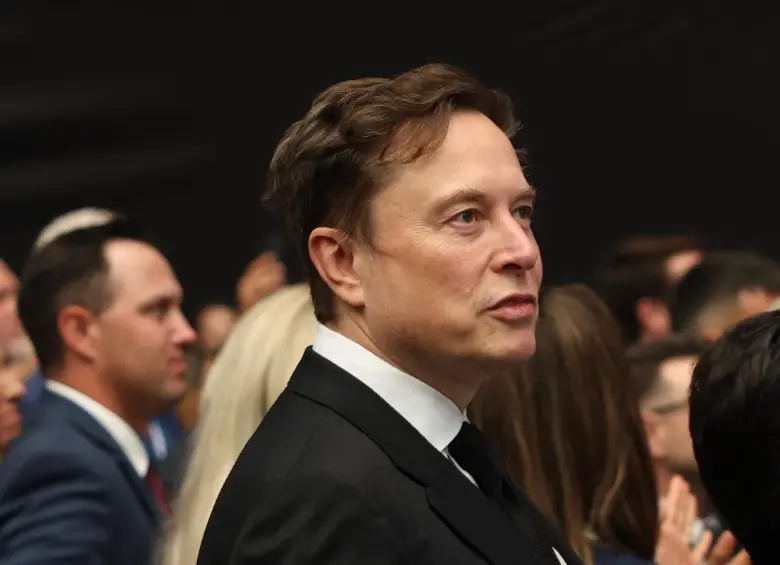 Elon Musk ha descrito a su padre como violento y manipulador: “Ha hecho casi todo lo malo que se pueda imaginar”, dijo en 2017. FOTO: AFP