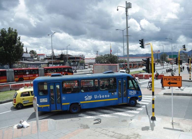 En Bogotá y Medellín se han reportado el levantamiento de bloqueos. FOTO: Colprensa