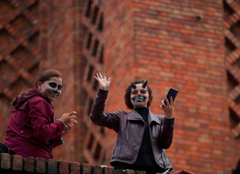 En el mundo de las citas existen muchos tipos de mostruos. Tome nota para que no se meta con alguno en este halloween. Foto: Colprensa. 