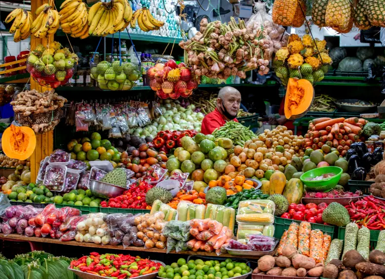 Verduras frescas en la plaza minorista. FOTO Juan Antonio Sánchez