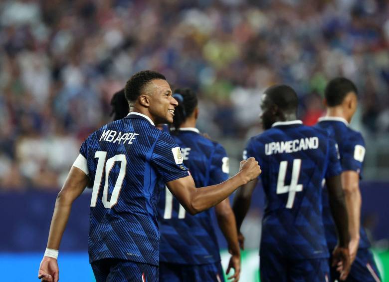 Con la victoria, los franceses aseguraron su lugar en los dieciseisavos de final. Foto: AFP