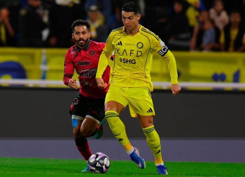 El futbolista portugués Cristiano Ronaldo es la gran figura del equipo saudí Al-Nassr. Está cerca del récord de mil goles. Foto: tomada del x de Cristiano Ronaldo