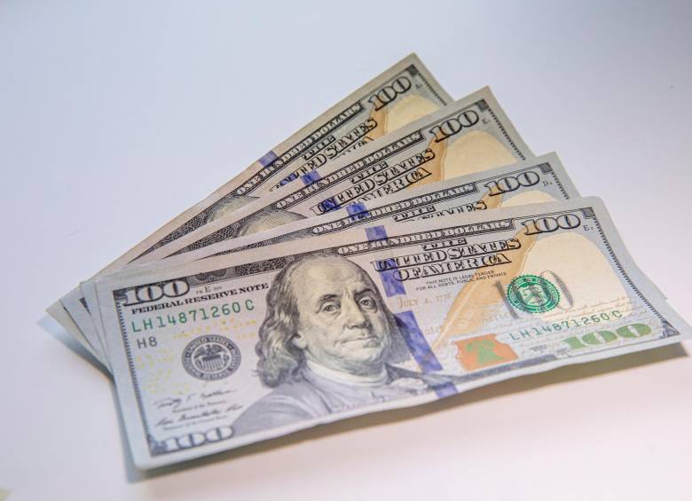El dólar cerró este miércoles con un precio promedio de $4.776. FOTO: CARLOS VELÁSQUEZ.