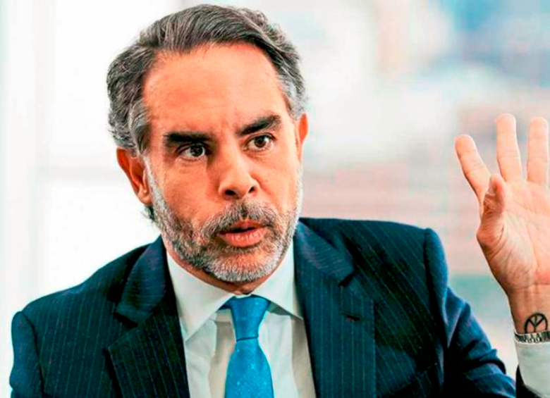 Armando Benedetti, exembajador de Colombia en Venezuela, tiene una nueva investigación en su contra en el alto tribunal. FOTO: Colprensa 
