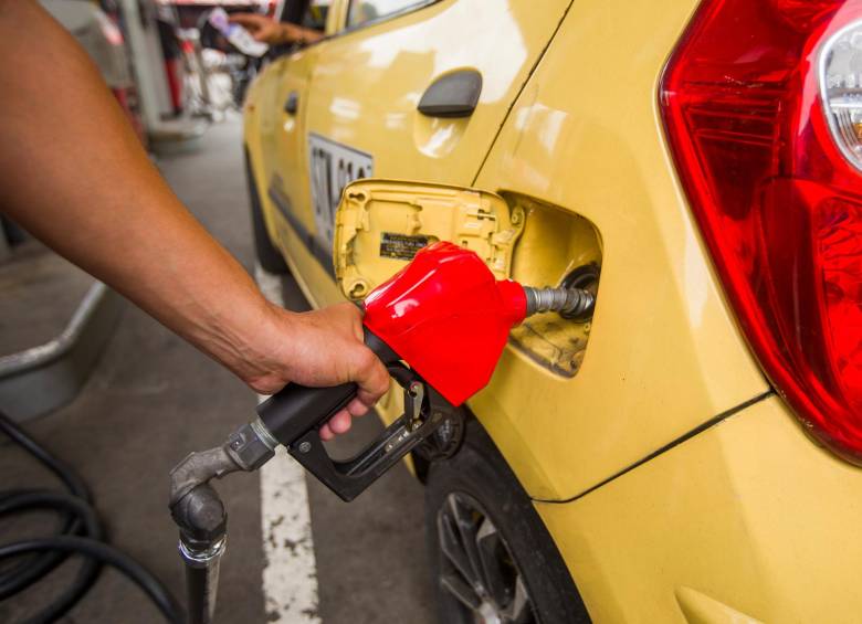 La gasolina ha subido $5.460 entre octubre del año pasado y noviembre del 2023. FOTO: Carlos Velásquez