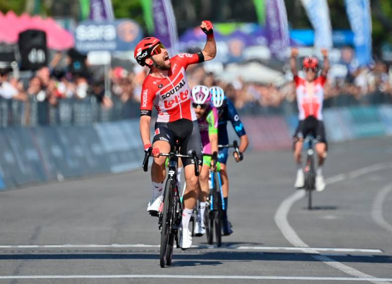 Thomas de Gendt completó su victoria numero 18. FOTO @GIRODIIATALIA