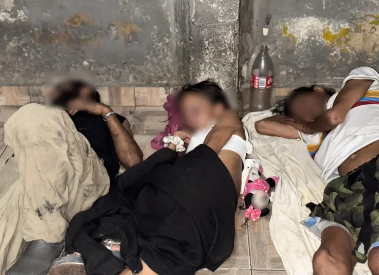En una de las casas, encontraron a 20 personas en situación de calle. Foto: cortesía.