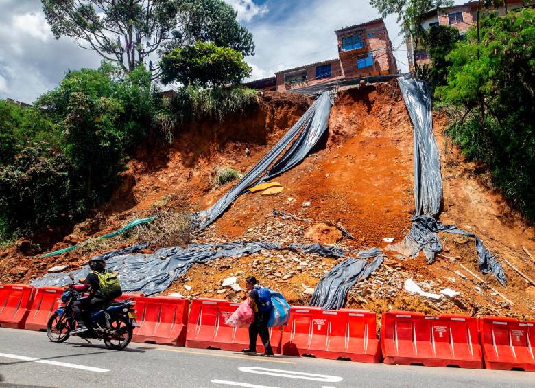 Todavía se mantiene la alerta por posibles riesgos en el sector de Palos Verdes. FOTO: CAMILO SUÁREZ